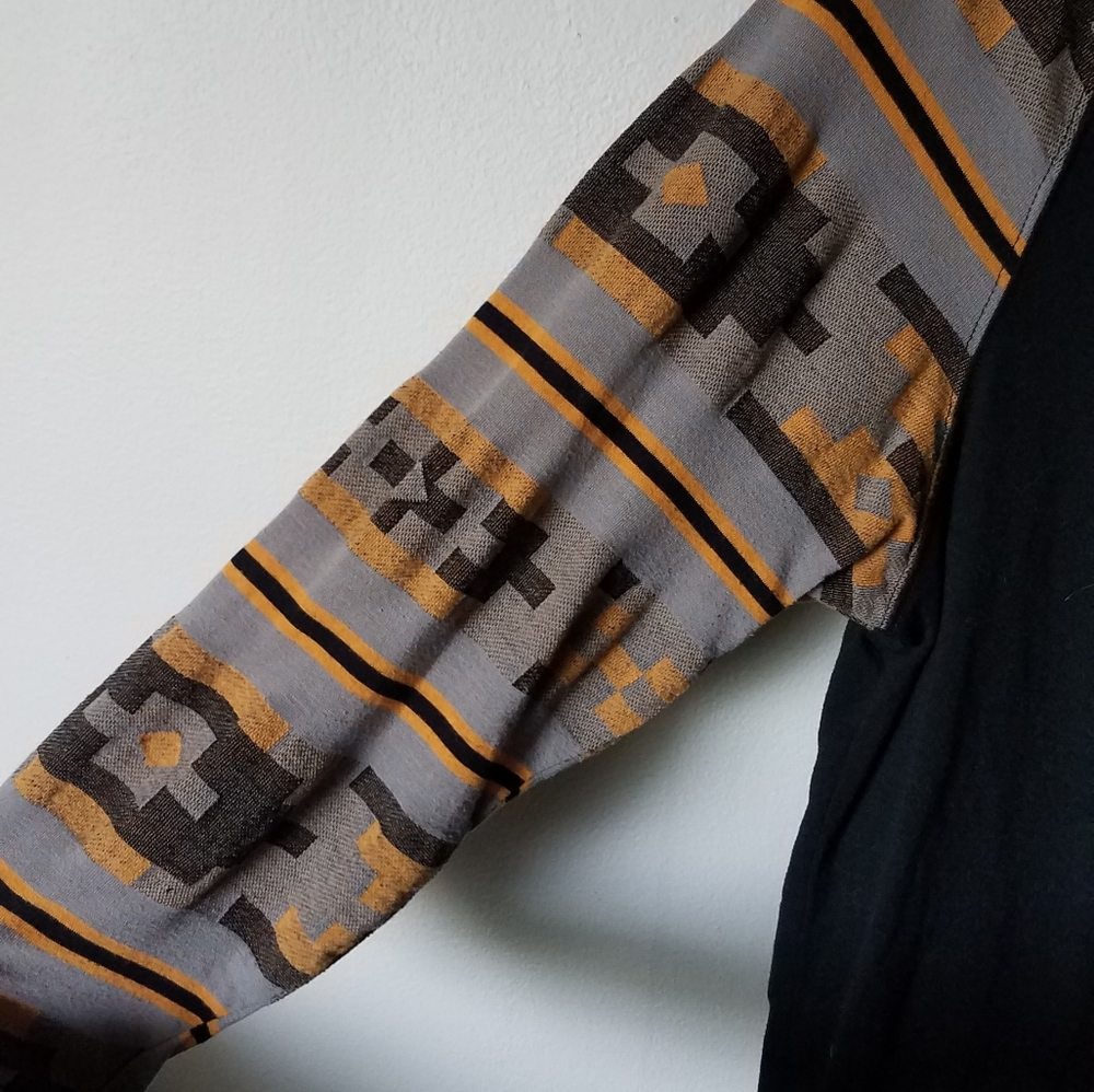 Earthbound Tee - Picture 3 of 4